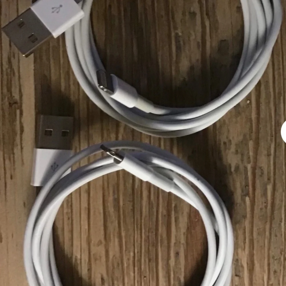 Apple Lot of 2 USB to Lightning Cable Charging Cords 3.5